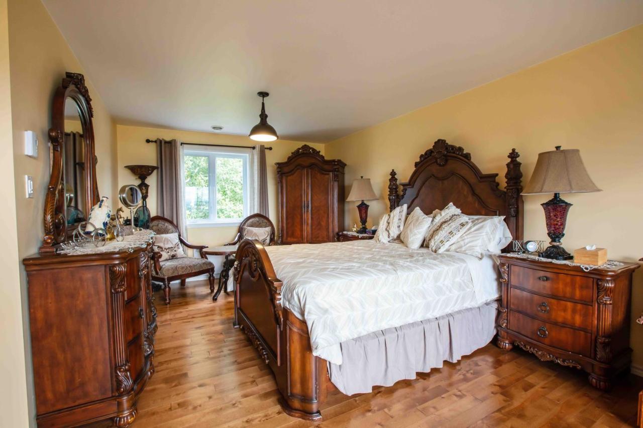 B&B Panorama St-Pierre-de-l'Île-d'Orléans Εξωτερικό φωτογραφία