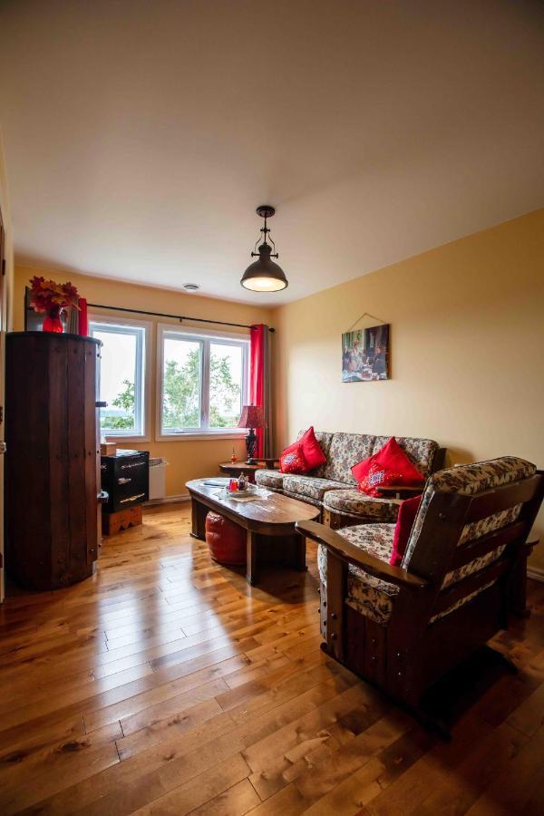 B&B Panorama St-Pierre-de-l'Île-d'Orléans Εξωτερικό φωτογραφία